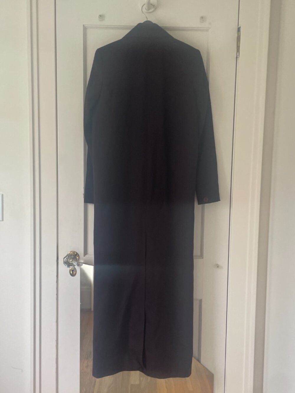 Hannah Coat Size 2 Burgundy, fully lined, lightweight Extra Long - Picture 7 of 13
